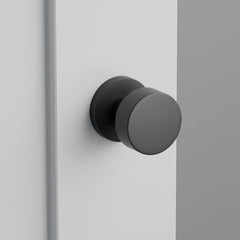 Upgrade your home with Matte Black Flat Knob, with built-in magnetic door latch and privacy pin. Its sleek, non-reflective finish and robust construction provide both modern style and reliable security for bedrooms and bathrooms