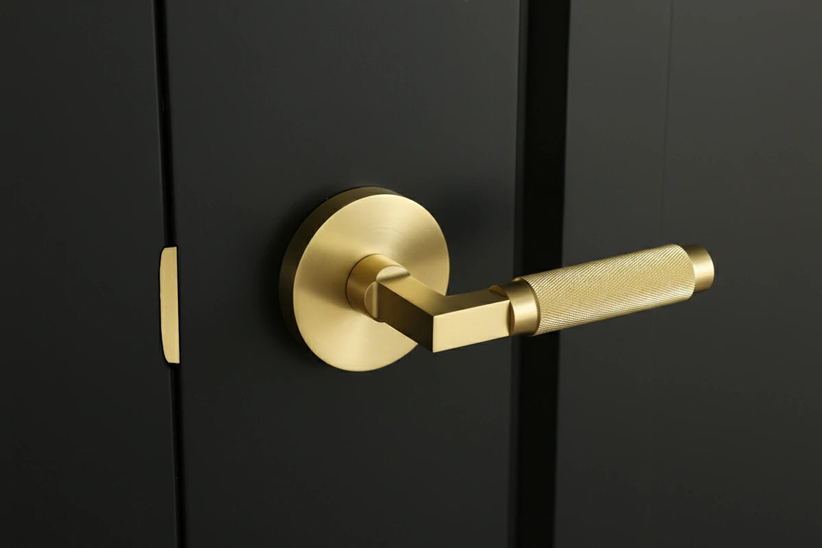 Normal Latch Sticking out Strike Plate